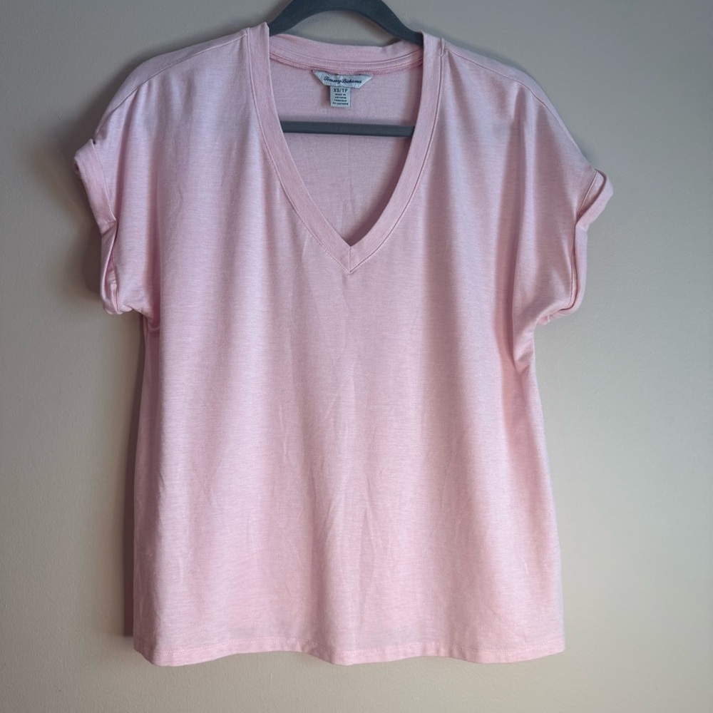 Tommy Bahama Light Pink oversized V-Neck Short Sleeve Tee